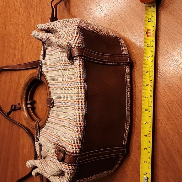 Fossil 1954 woven w wood handles satchel w crossbody strap. PERFECT CONDITION!! - Picture 2 of 9